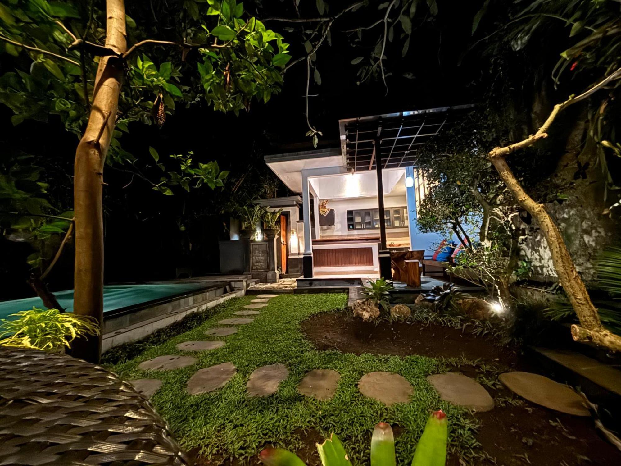 Bumbung Sari Villa Ubud Exterior foto