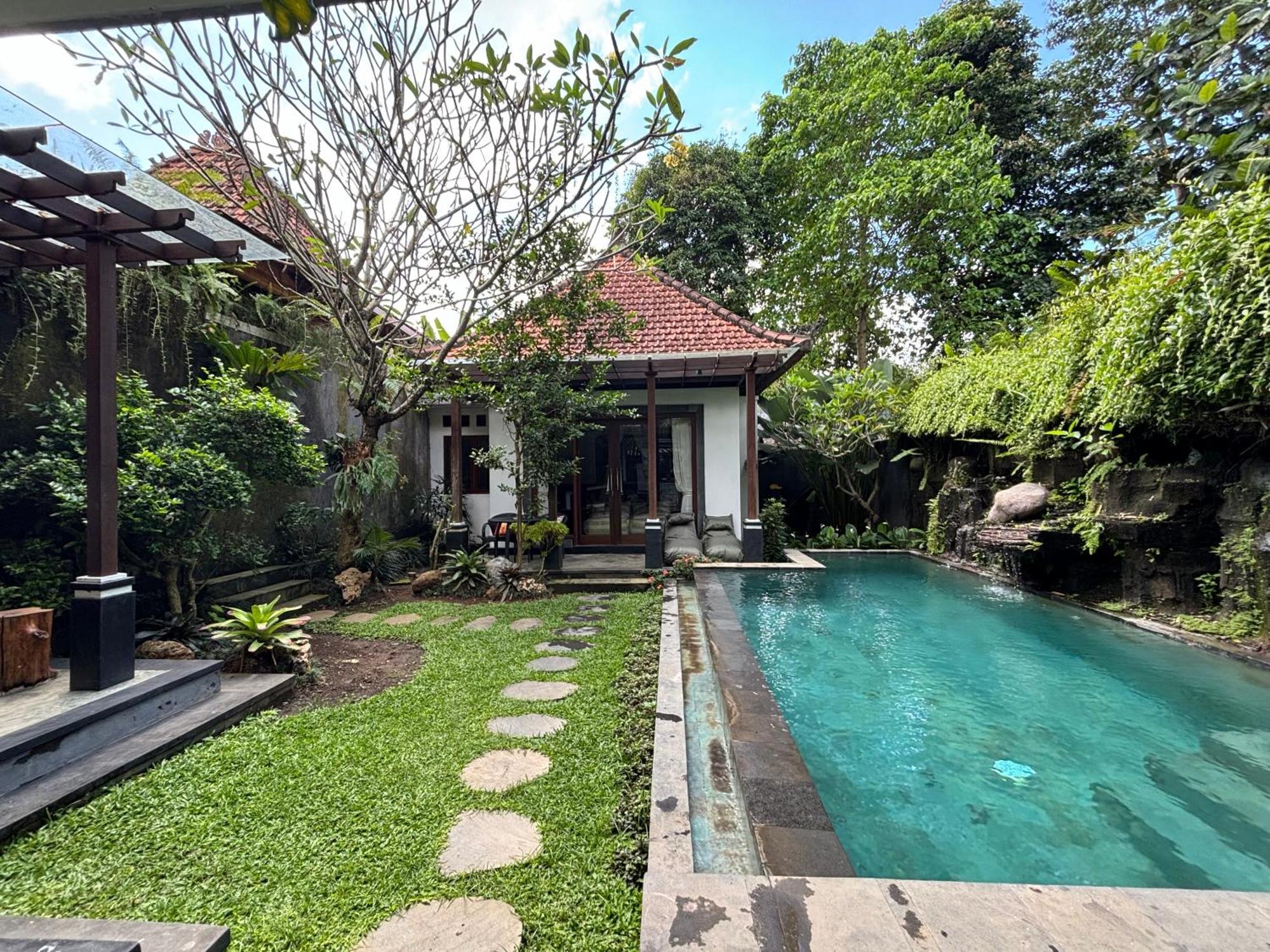 Bumbung Sari Villa Ubud Exterior foto