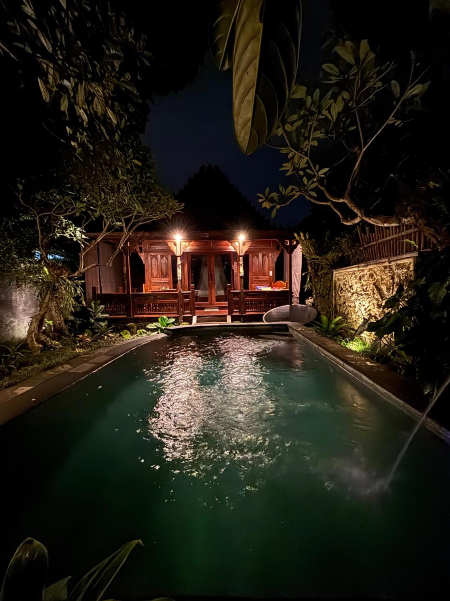 Bumbung Sari Villa Ubud Exterior foto