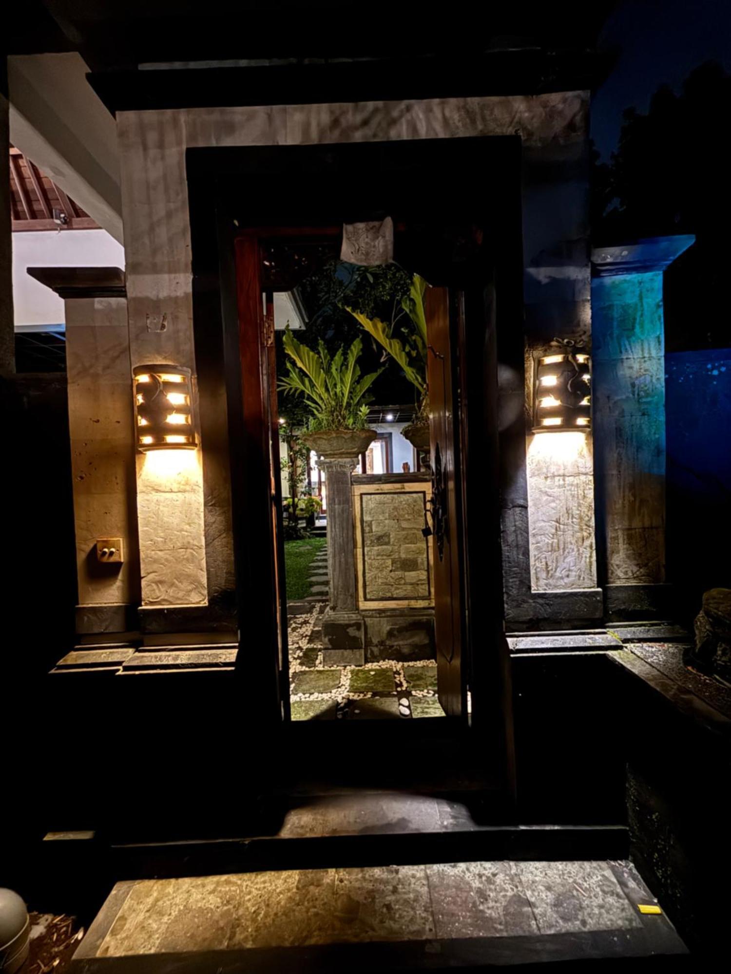 Bumbung Sari Villa Ubud Exterior foto